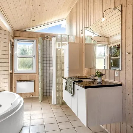 Terho - 1km From The Sea By Interhome Løkken