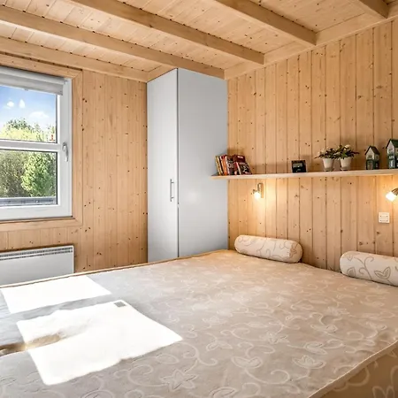 Terho - 1km From The Sea By Interhome